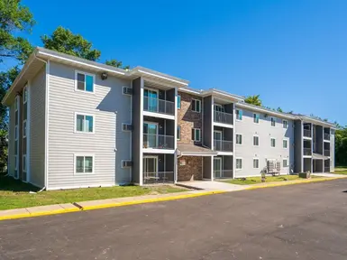 Cooper's Court Apartments