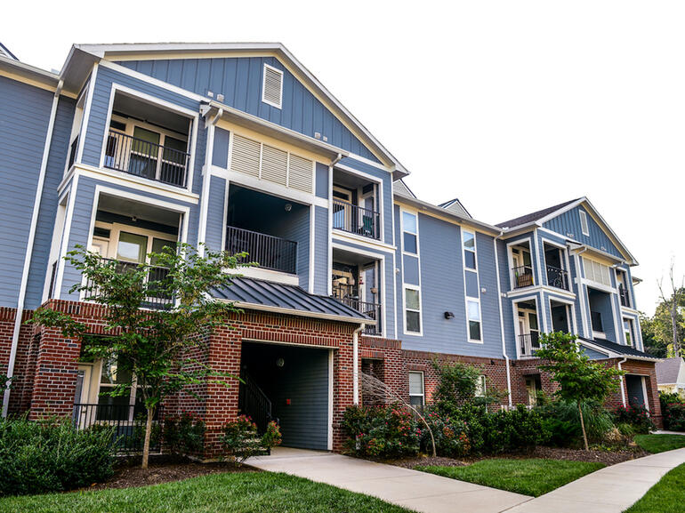 230unitgardenapartment