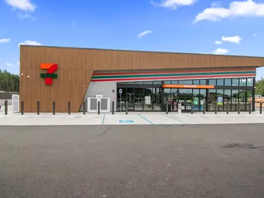 4,870-sq.-ft. convenience store