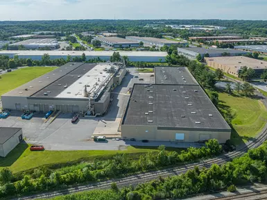 101,066-sq.-ft. warehouse