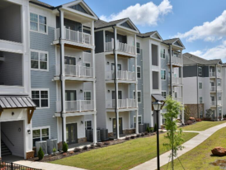 264-unit multifamily community