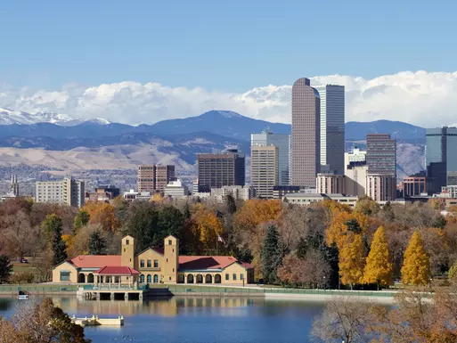 Skyline image of Denver